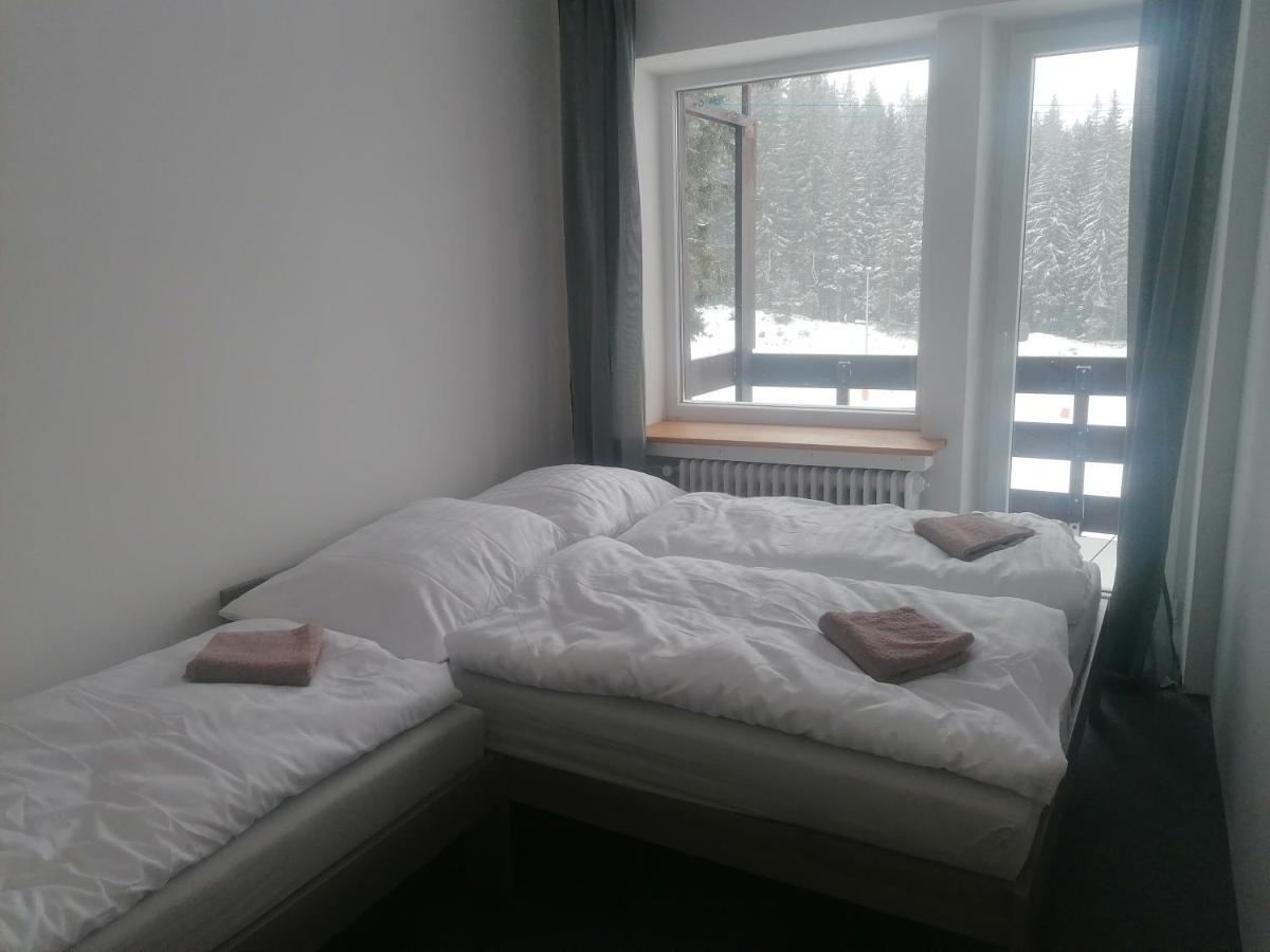Chata - Dom Horskej Sluzby Jasna Demänovská Dolina Eksteriør bilde