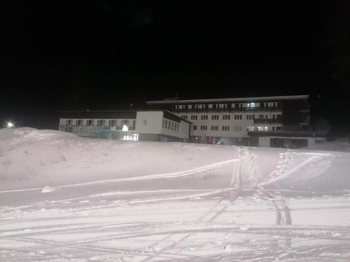 Chata - Dom Horskej Sluzby Jasna Demänovská Dolina Eksteriør bilde